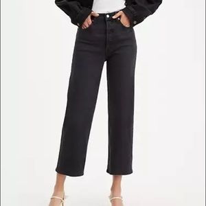 Ribcage Straight Ankle Jean